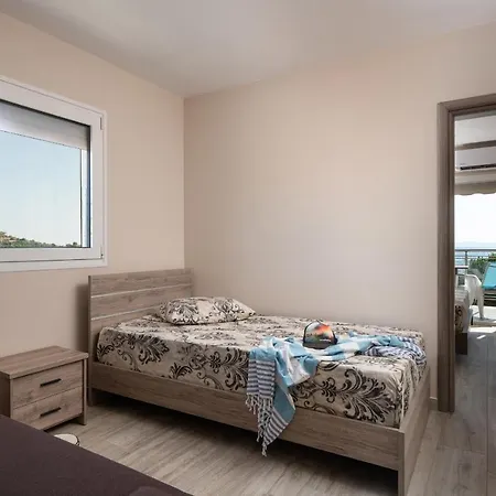 Sunset - With Seaview & Back Side Apartements Daire *