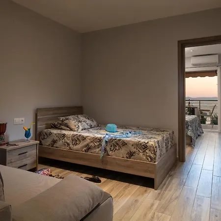 Apartmán Sunset - With Seaview & Back Side Apartements *