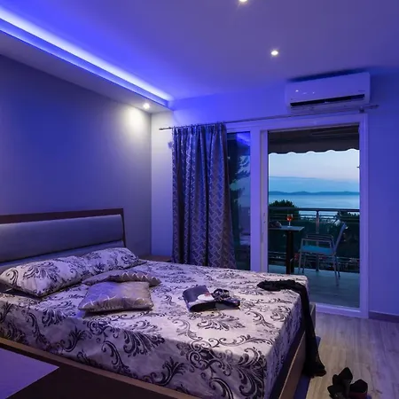 Apartmán Sunset - With Seaview & Back Side Apartements