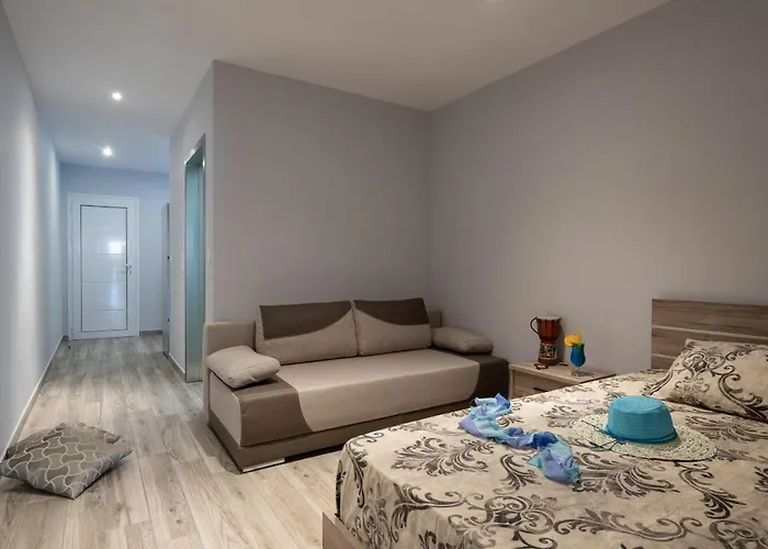 Апартаменты Sunset - With Seaview & Back Side Apartements Торони